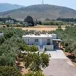 Calma Country Living بيت للعطل *