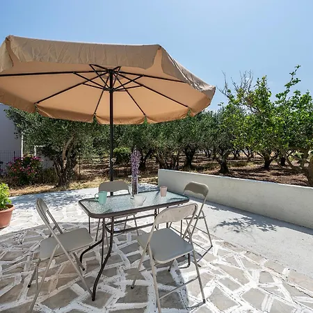 Calma Country Living Holiday home Linopotis